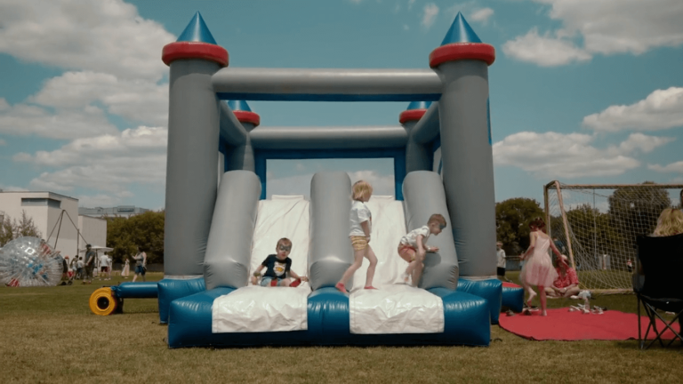 Csúszdás légvár video miniatür 1