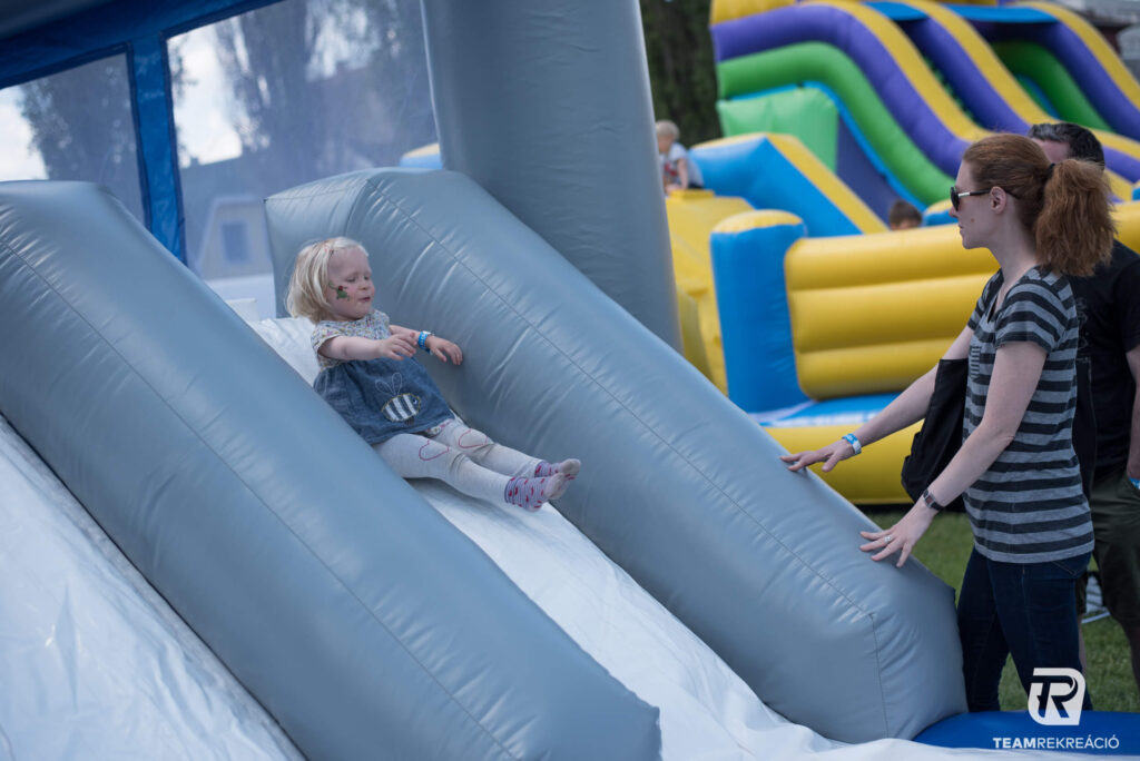 Csúszdás légvár eszköz kép 4