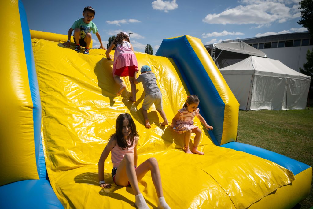 Felfújható akadálypálya eszköz kép 4